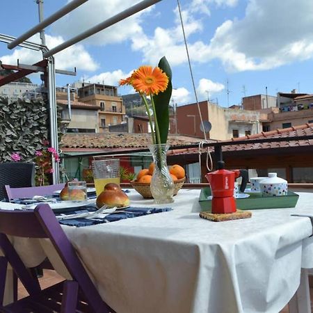 Loft Via Calapitrulli Apartment Taormina Ngoại thất bức ảnh